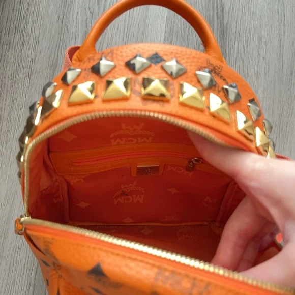 Authentic MCM mini backpack - Picture 5 of 6